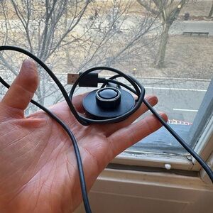 Oura ring black size 7 with charger and silicone cover to cover all scratches!